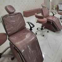 صندلی اصلاح ، آینه ، پایه سشوار، روشویی