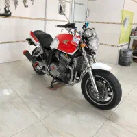 سی بی cb1000