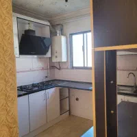 یک واحد خانه طبقه بالا راه جدا