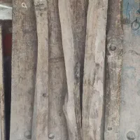 درب چوبی قدیمی گردوی|کلکسیون اشیاء عتیقه|شیراز, امام حسین|دیوار