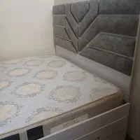 تخت کمد  طوسی سفید فرش ۱۲ متری ۷۰۰شانه تراکم بالا