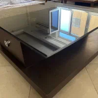 میز مربع