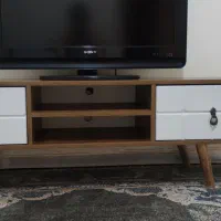 میز تلویزیون|میز تلویزیون|اندیشه, اندیشه فاز ۱|دیوار