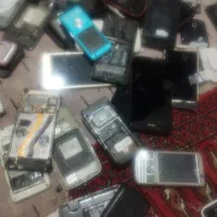 تعدادی گوشی اوراقی