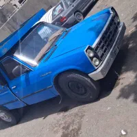 نیسان وانت
