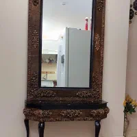 میز کنسول یا آینه کنسول زیبا و کاملا سالم بدون خط