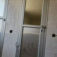 درب المینیوم ۶۰به ۲۲۰ سالم تمیز
