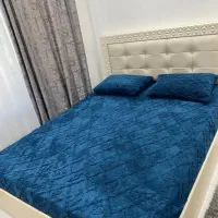 فروش دو عدد سرویس خواب همراه با میز ارایش وتشک