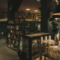 استخدام آشپز فست فود و ظرفشور(کمک آشپز)