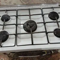 اجاق گاز ۵شعله تمیز درحدنو