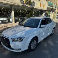 دنا پلاس 5 دنده EF7، مدل ۱۴۰۴ سفید