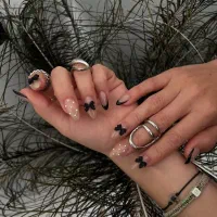 اموزش حرفه ای کاشت ناخن فقط ۴ میلیون