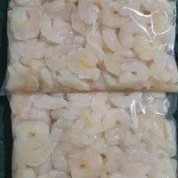 میگو دریایی پاک شده وبسته بندی