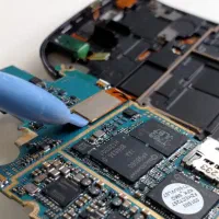 تعمیر تخصصی موبایل و لوازم جانبی اصل