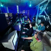 گیمسنتر با تمام لوازم واگذار می شود