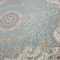 فرش آبی روشن ۱۲۰۰ شانه سالم|فرش|مشهد, شهید شهریاری|دیوار