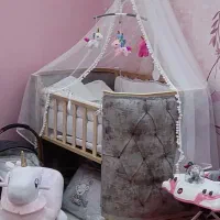تخت خواب وگهواره