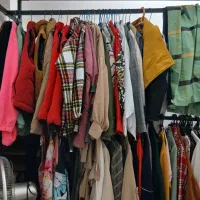 فروش پوشاک مغازه زیر قیمت