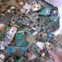 برد موبایل و کامپیوتر