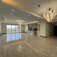 ۱۵۳ متر / ۳ خواب / سه جهت نور گیر خوب
