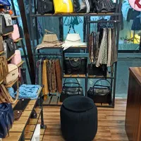 مغازه کیف،کفش(فروش کل لوازم داخل مغازه دکور،اجناس)|فروشگاه و مغازه|چالوس, |دیوار