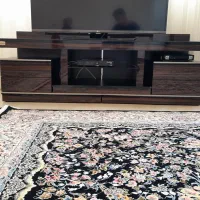 میز تلویزیون هایگلاس سالم درحد صفر