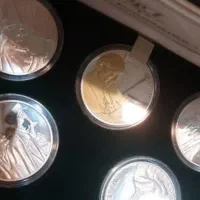 سکه کلکسیونی گلدکوئست پاپ|کلکسیون سکه، تمبر، اسکناس|ری, تصفیه خانه|دیوار