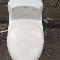توالت فرنگی کم استفاده شده