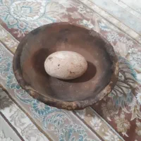 کاسه با سنگ داخلش