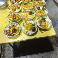 باسلام رستوران وحید آماده پذیرایی هست