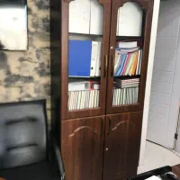 فروش میز مدیریتی و کانتر و فایل و ویترین|مبلمان اداری|کرج, ساماندهی|دیوار