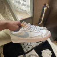 کتونی بلیزر