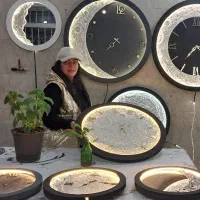 ساعت و دکوری