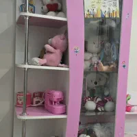 ویترین و کمد دخترانه