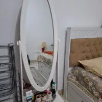 اینه قدی سفید چوبی