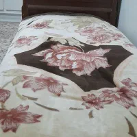 تختخواب یه نفر ه چوبی بدون