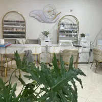 اجاره-لاین-صندلی-میز-تخت-درسالن-زیبایی