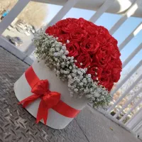 انواع باکس و دسته گل های رز روبانی