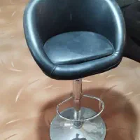 صندلی جکدار اپنی چرم مشکی