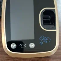 دستگاه حضور غیاب