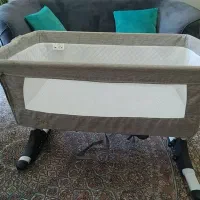 تخت کنار مادر زویه zooye