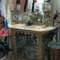 اینه کنسول وگلدان  وجادسمال کاغذی همش صدمیلیون ن