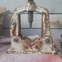 گیره لوله گیر به همراه یک جفت فک بالا و پایین|ابزارآلات|همدان, |دیوار