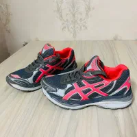 کتونی سایز ۳۷