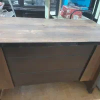 میز اداری یا میز تحریر