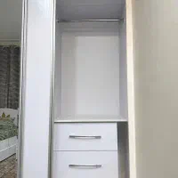 کمد در حد نو بسیار تمیز