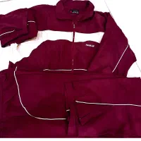 گرمکن ورزشی|لباس|گرگان, |دیوار