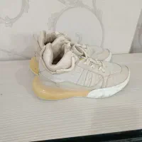 کتونی دخترانه بچگانه سایز ۳۷|کفش و لباس بچه|تهران, امام زاده حسن|دیوار