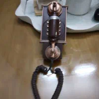 تلفن قدیمی|کلکسیون اشیاء عتیقه|تهران, دبستان|دیوار