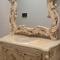 آیینه وکنسول